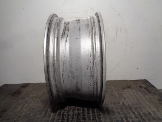 AUDI A4 B7/8E (2004-2008) Шина R167JX16H2ET42,7JX16H2ET42,ALUMINIO15P 21731692