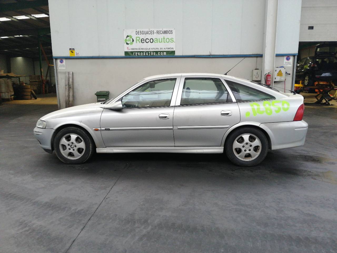 HONDA Vectra B (1995-1999) Galinė dešinė stebulė (stupica) 1604002 19730103