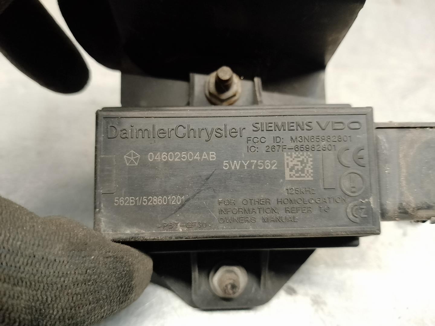 CHRYSLER 300C 1 generation (2005-2011) Kondicionieriaus išsiplėtimo vožtuvas 04602505AB, 5WY7562, SIEMENS 24173825
