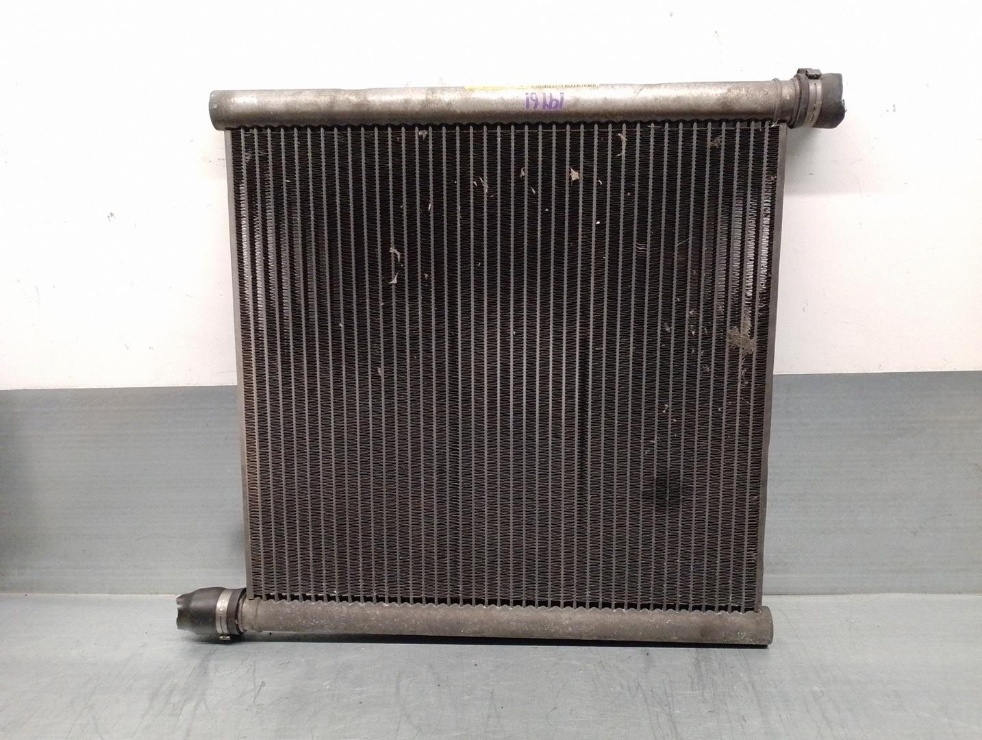 SMART Fortwo 2 generation (2007-2015) Охлаждающий радиатор A4515010001, K2432003 24189035