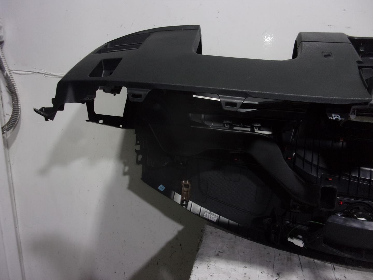 TOYOTA Yaris 3 generation (2010-2019) Bord 55313K0090C0, NEGRO 24551216