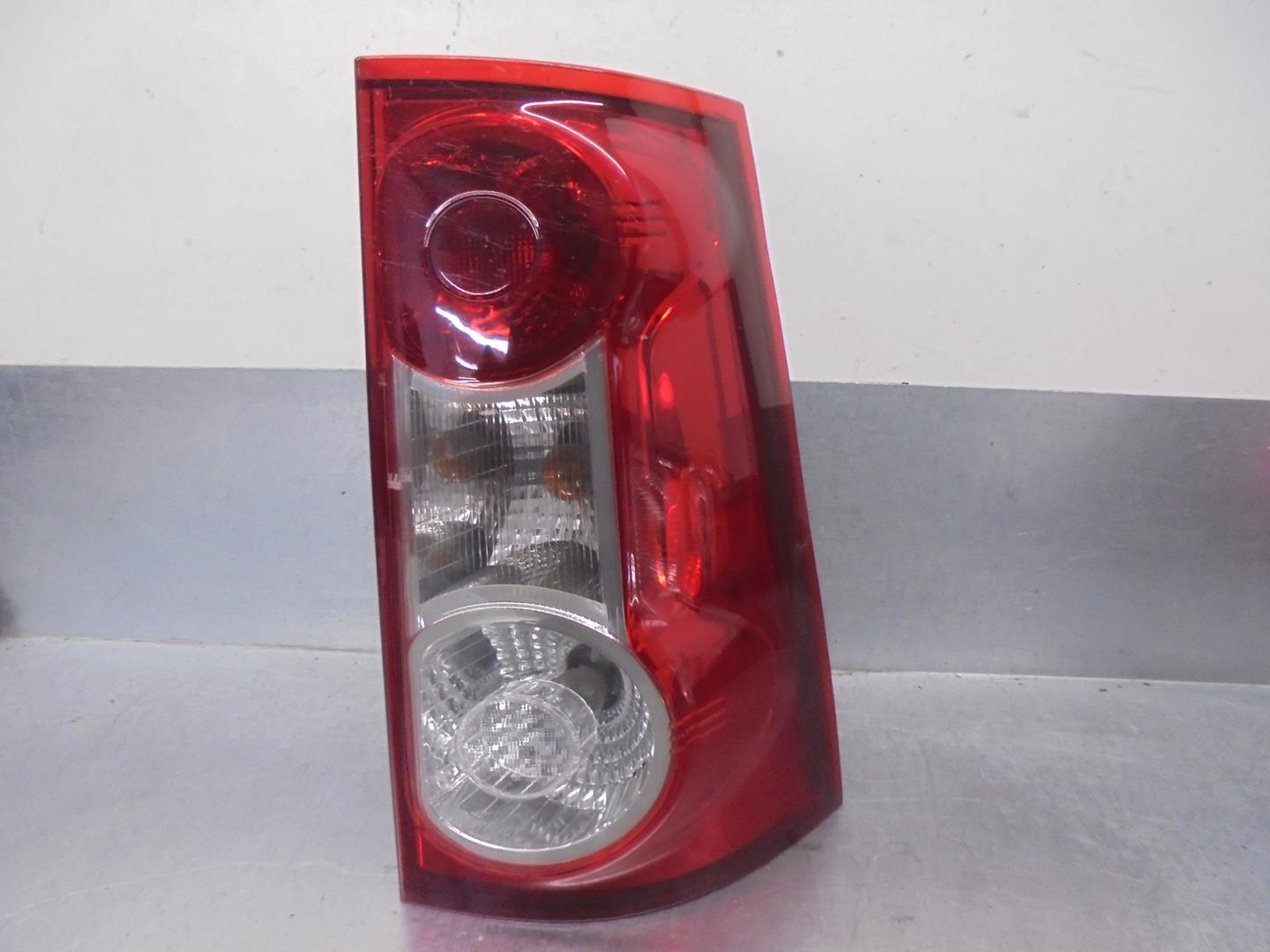 DACIA Logan 1 generation (2004-2012) Rear Right Taillight Lamp 8200864610 22780818