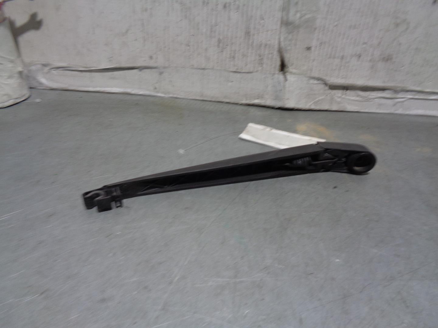 MAZDA 6 GG (2002-2007) Tailgate Window Wiper Arm TRASERO 19732819