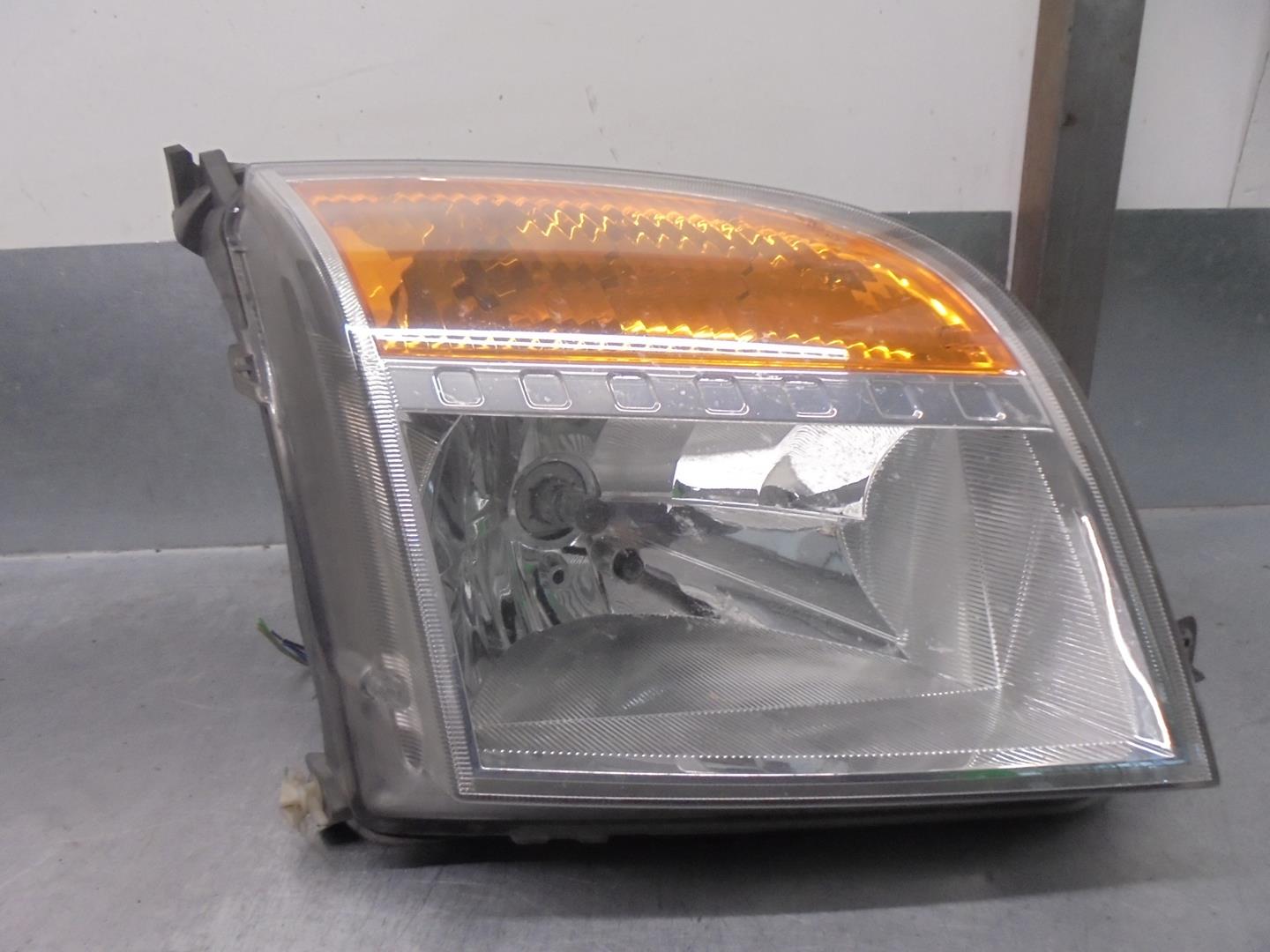 FORD Fusion 1 generation (2002-2012) Front Right Headlight 24689800R 24202234