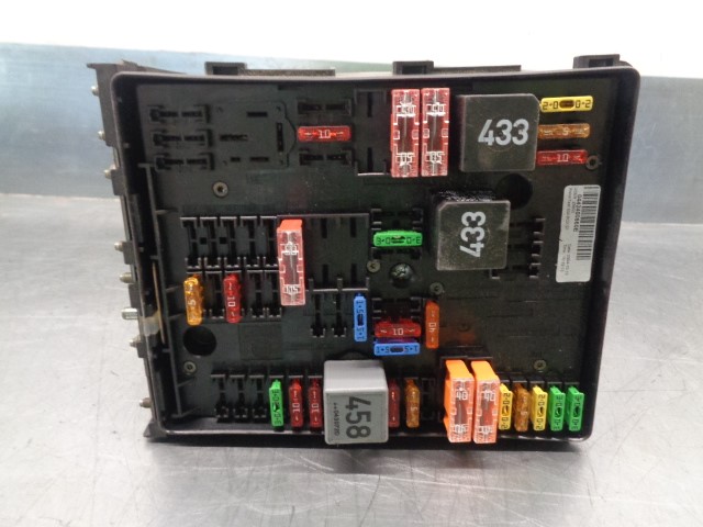 SKODA Octavia 2 generation (2004-2013) Fuse Box 1K0937124K,0442400660E,TYCO 19819525