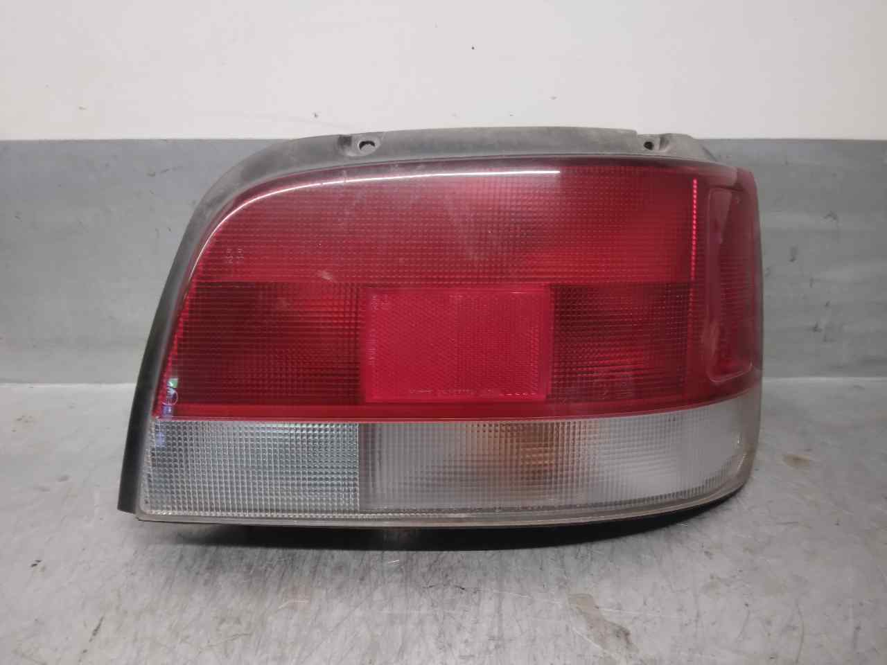 SUZUKI 90 Series (1996-2002) Rear Right Taillight Lamp 22032018, 22032018, KOITO 24207276