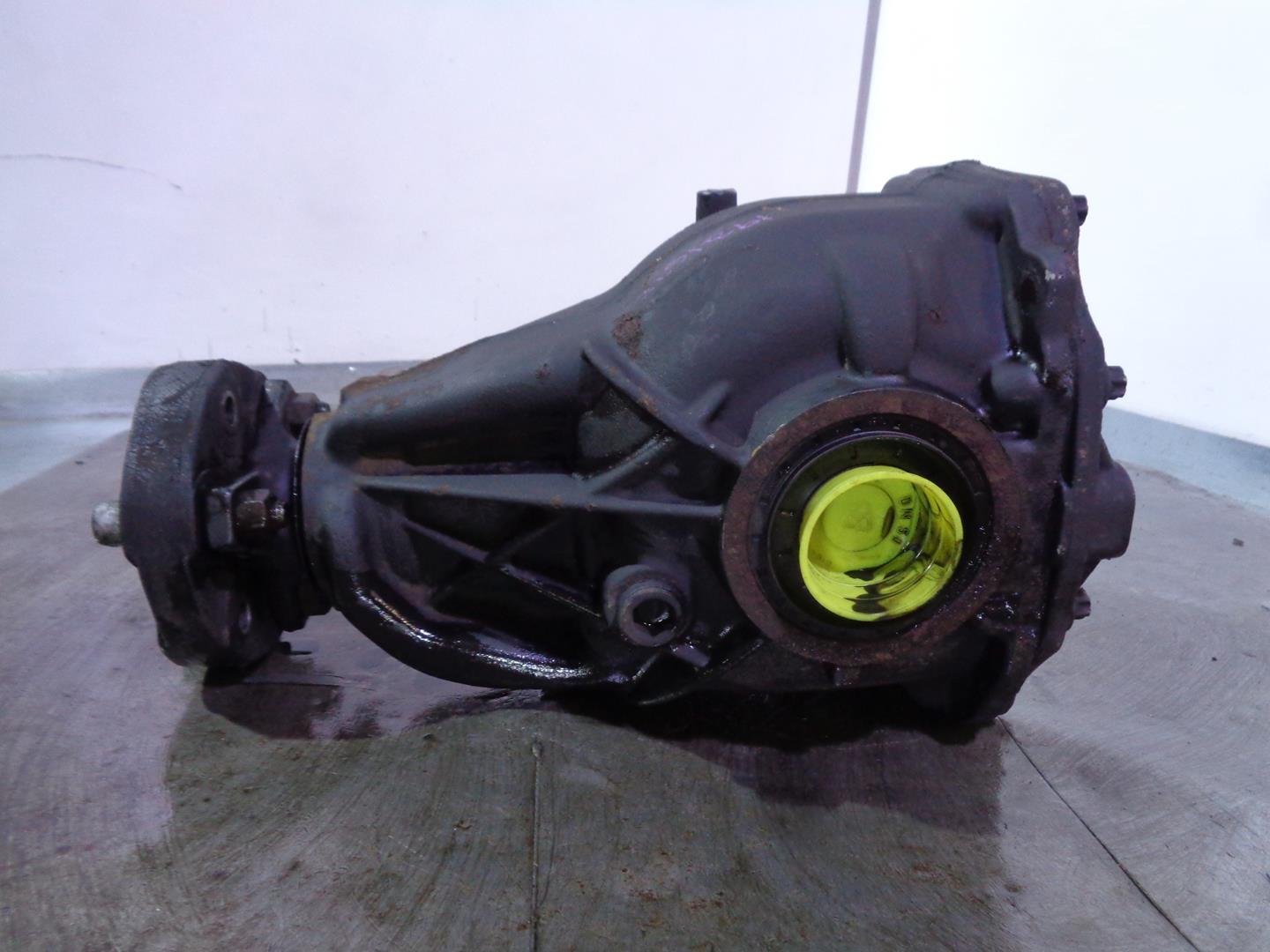 MERCEDES-BENZ C-Class W203/S203/CL203 (2000-2008) Bagdifferentiale 2033510205, 2033510008, 3.27 24182867