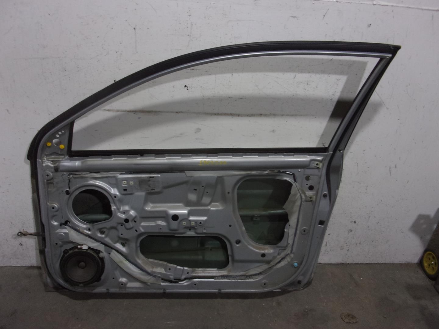 HYUNDAI Accent MC (2006-2011) Front Right Door 760041E210,GRIS,3PUERTAS 21732943