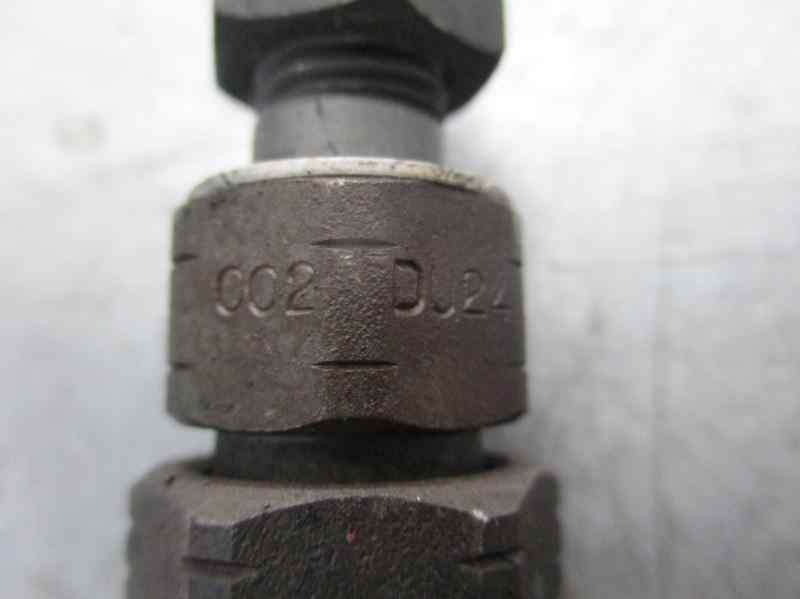 Inyector D4BH 002EU03 de Hyundai H-1 / starex limusina (a1) 2006-2007 99 CV con 1 km - pieza usada