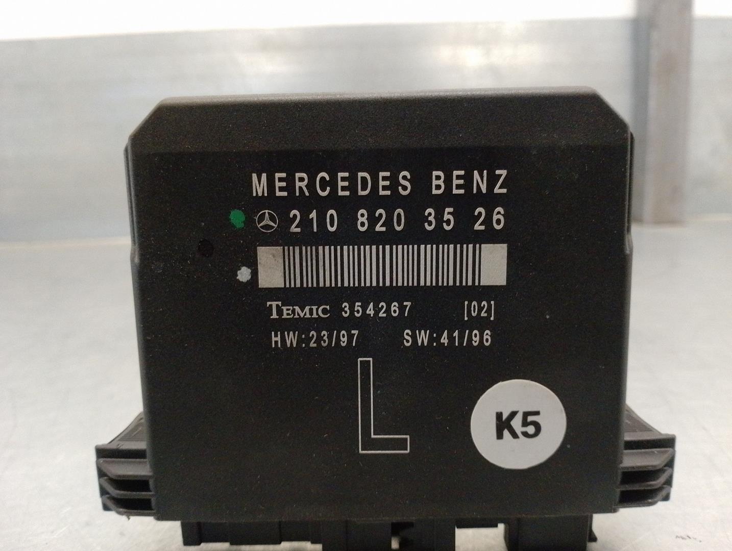 MERCEDES-BENZ C-Class W202/S202 (1993-2001) Other Control Units 2108203526, 354267, TEMIC 21721518