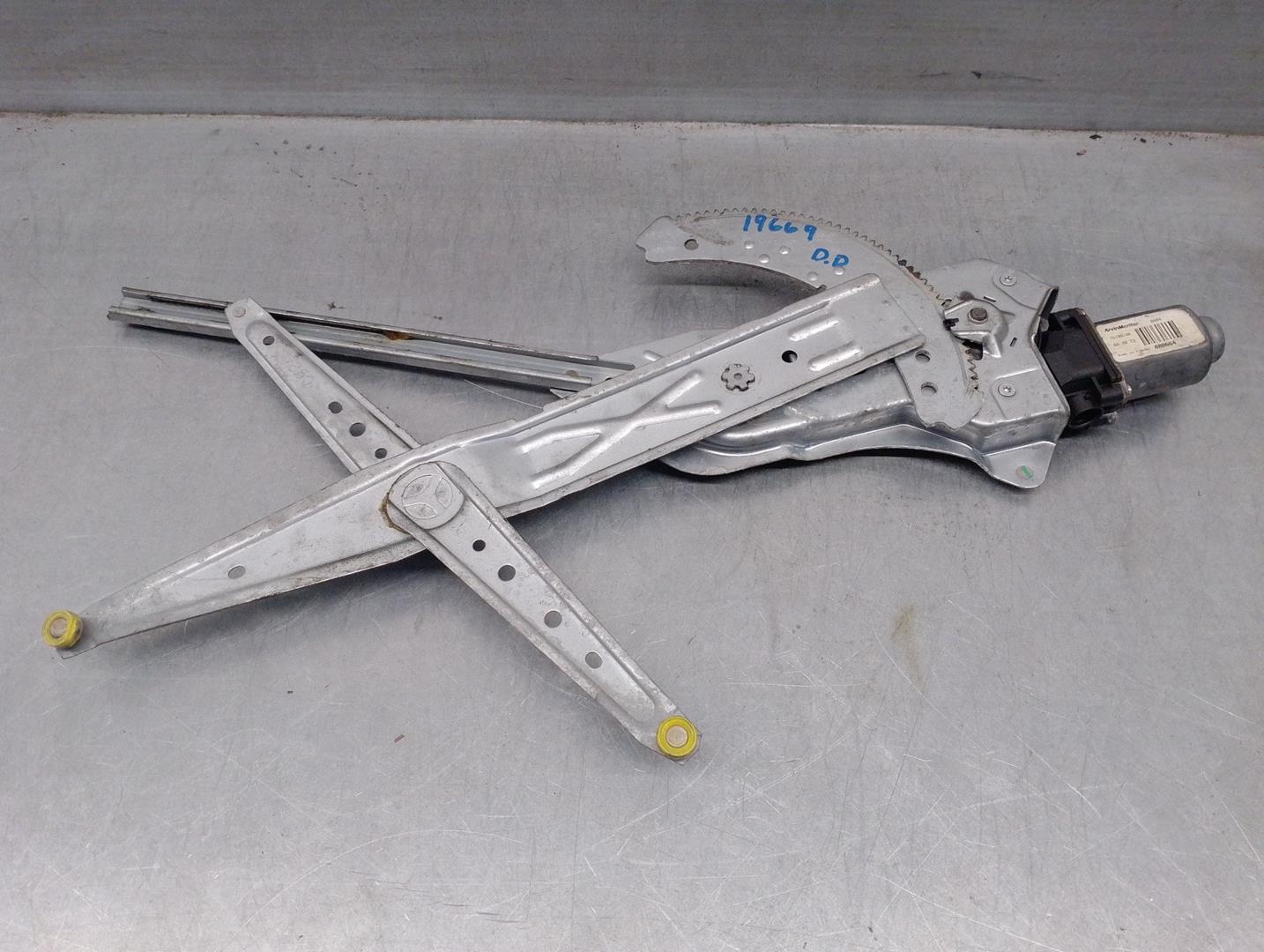 MERCEDES-BENZ 1 generation (1998-2009) Front Right Door Window Regulator 8200188551, 2PINES, 6PUERTAS 24207716