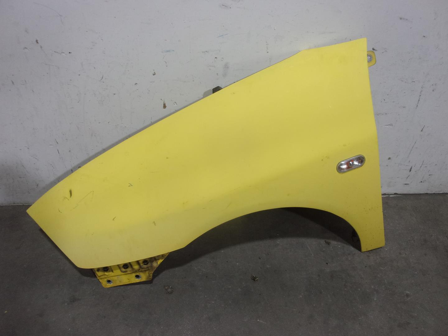 SEAT Ibiza 3 generation (2002-2008) Крыло переднее левое 6L0821021C, AMARILLA 23759679