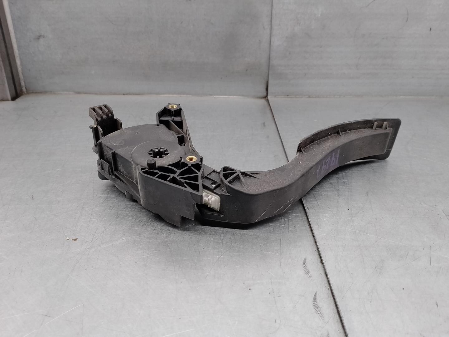 RENAULT Clio 4 generation (2012-2020) Other Body Parts 180029347R, 6PV00997807, HELLA 24192576