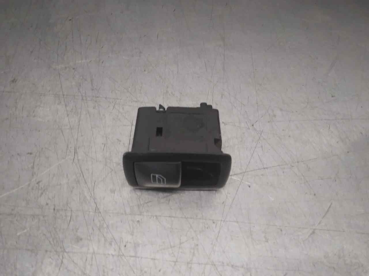 MERCEDES-BENZ M-Class W164 (2005-2011) Rear Right Door Window Control Switch A2518200510+ 19815998