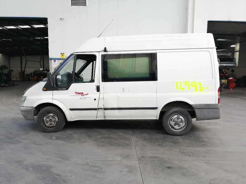 FORD Transit Радиатор интеркулера 19735209