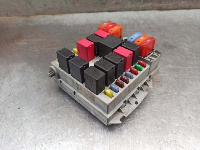 NISSAN GT 937 (2003-2010) Fuse Box 19748715