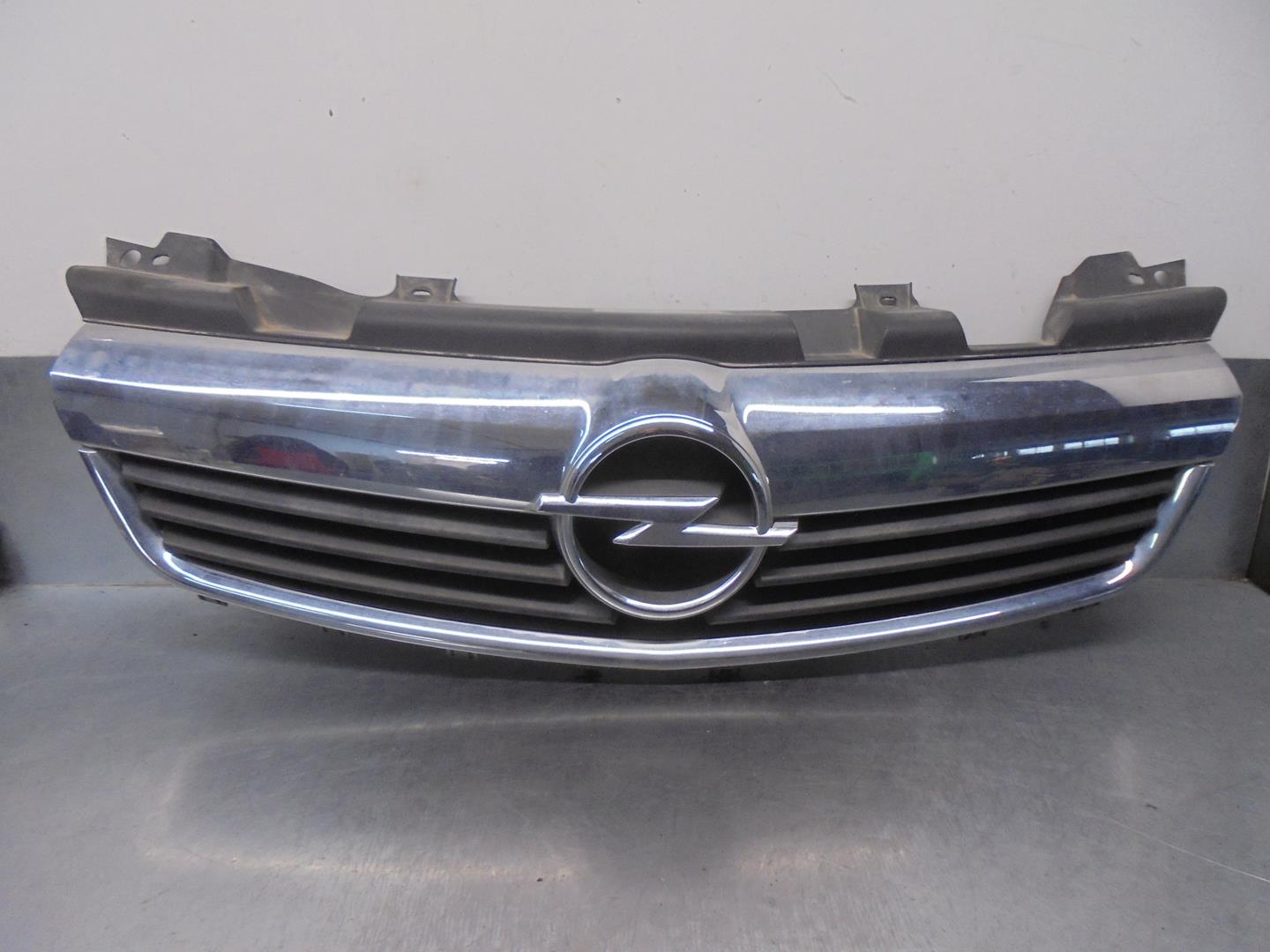 OPEL Zafira B (2005-2010) Radiator Grille 13136136, 13150867 24187942