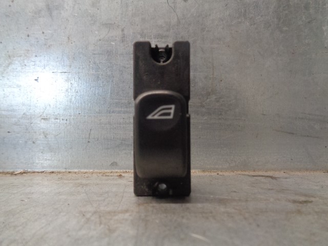 FIAT XJ 3 generation (X350) (2003-2009) Front Right Door Window Switch 4PINES,4PINES+ 24121965