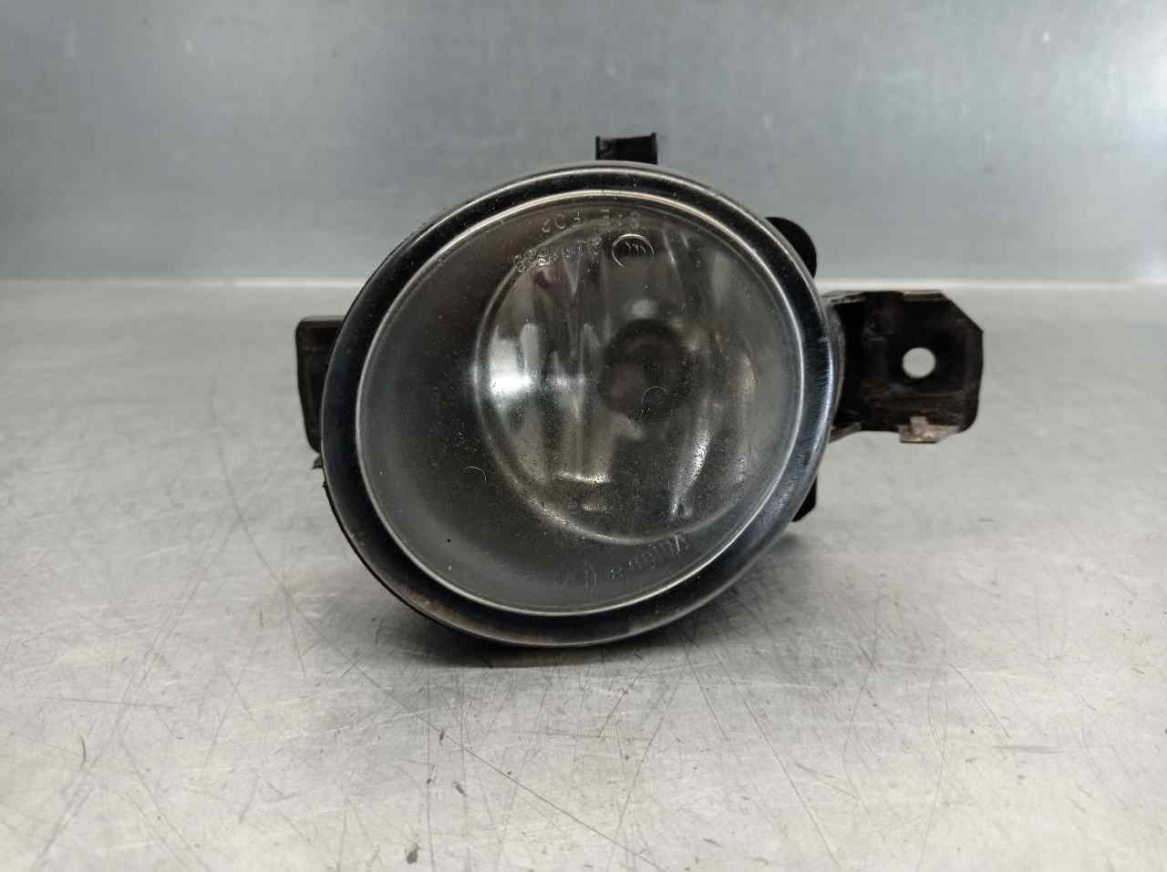 CHEVROLET Clio 2 generation (1998-2013) Front Right Fog Light VALEO, VALEO+89201782 19841469