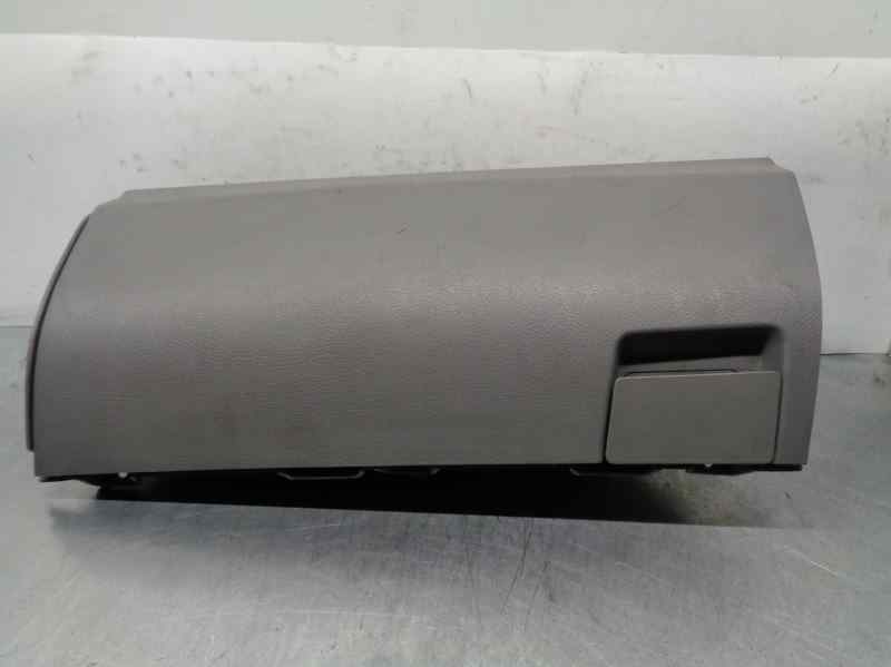 MERCEDES-BENZ Sprinter Glove Box 9066800191 24095243