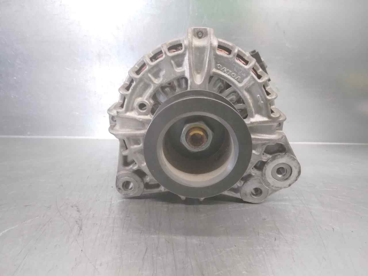 VOLVO V40 2 generation (2012-2020) Alternator 31419101,0125711042 19810512