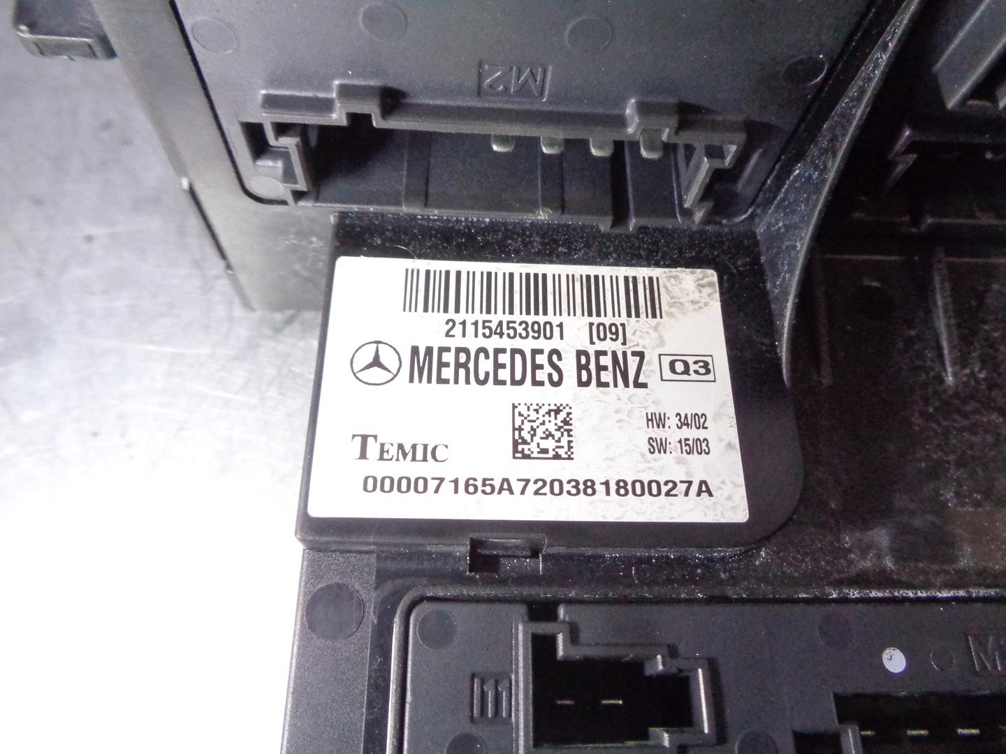 MERCEDES-BENZ E-Class W211/S211 (2002-2009) Fuse Box 2115453901, TEMIC 24225385