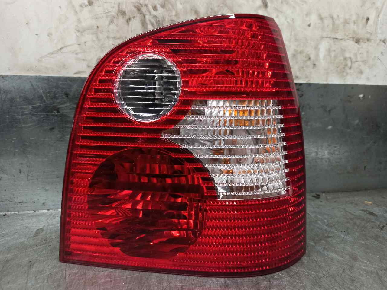 VOLKSWAGEN Polo 4 generation (2001-2009) Rear Right Taillight Lamp 6Q6945112A, 5PUERTAS 19785318