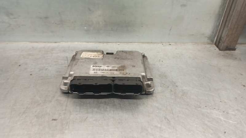 VOLKSWAGEN Passat B5 (1996-2005) Motora vadības bloks MSB101150,0281001956 19749073