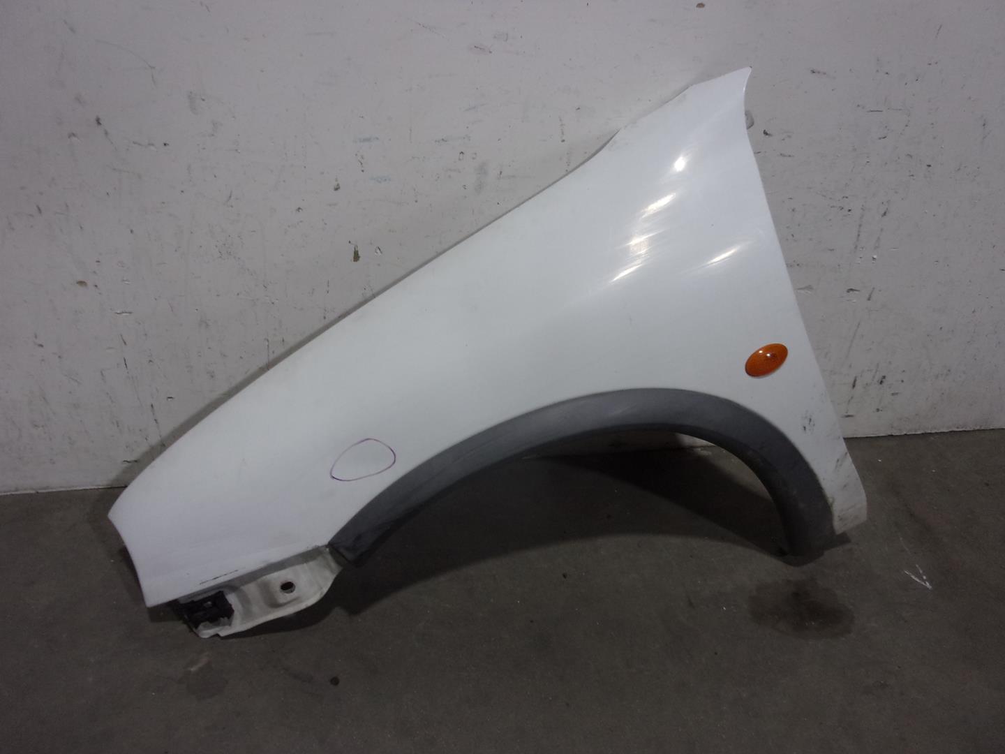 OPEL Corsa B (1993-2000) Vänster framskärm 1101136, BLANCA 23966869