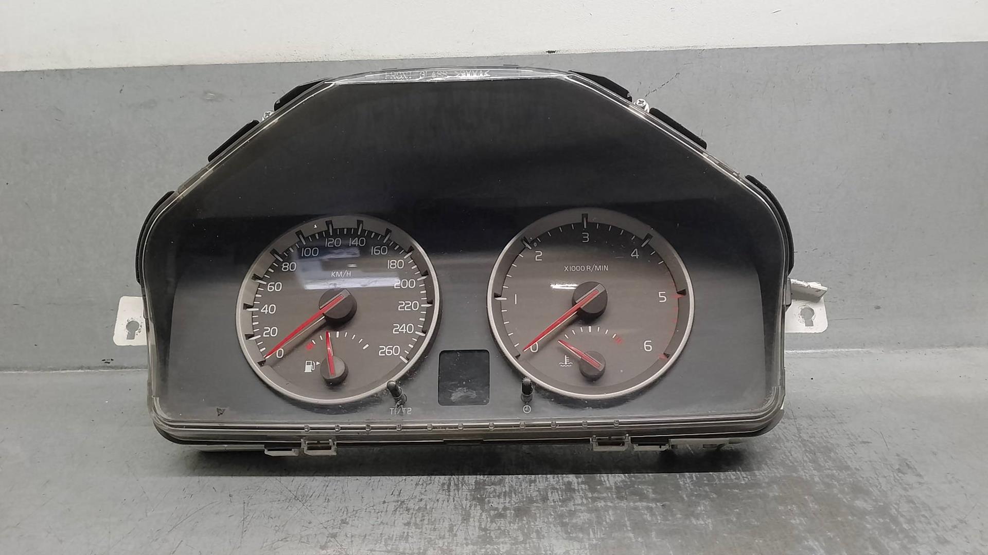VOLVO S40 2 generation (2004-2012) Speedometer 30710071 24218462
