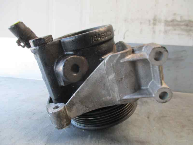 RENAULT Laguna 1 generation (1993-2001) Servostyringspumpe 7846075, 7700830787+ 19590700