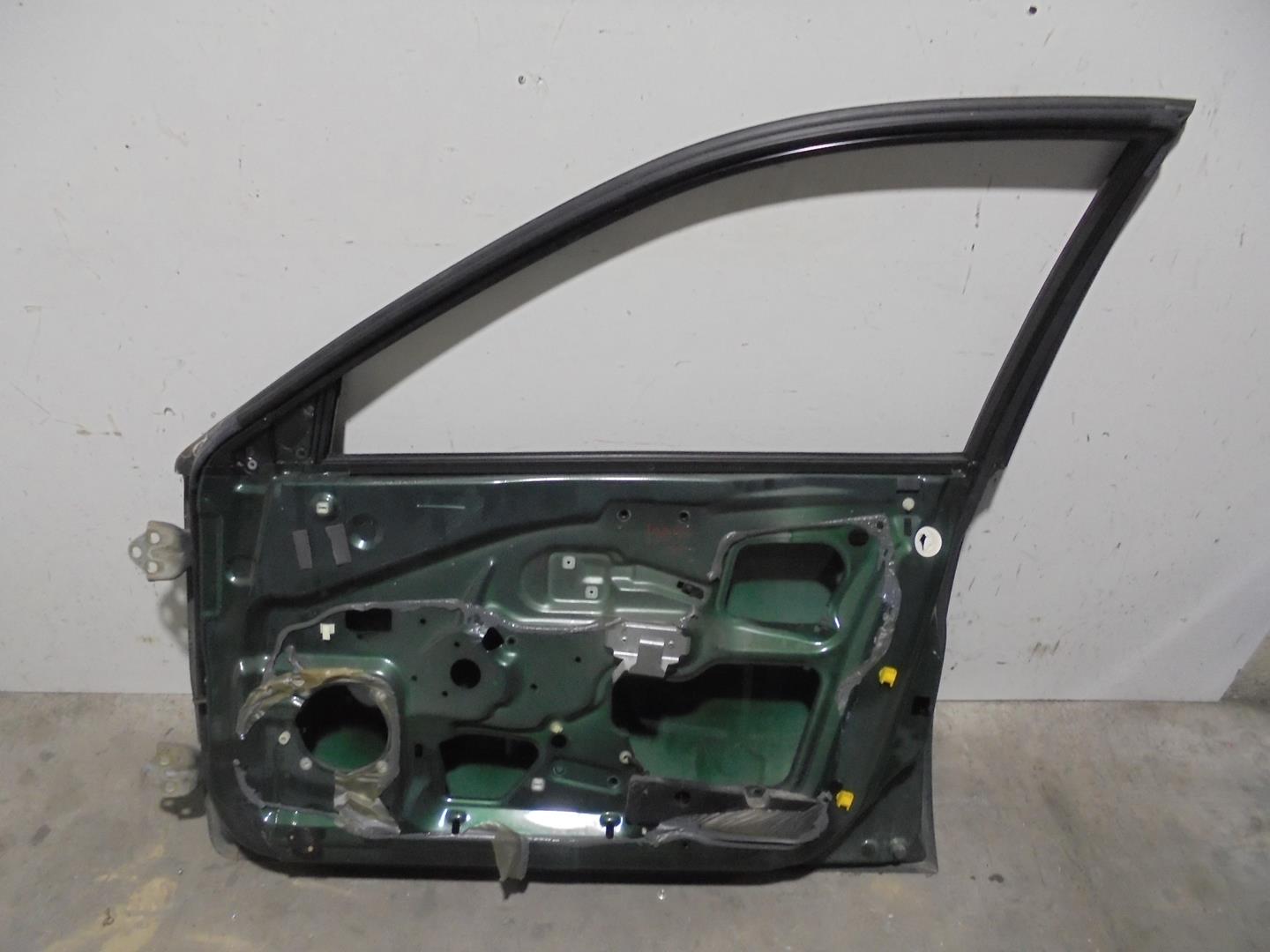 VOLVO V40 1 generation (1996-2004) Porte avant droite 30632667, VERDE, 5PUERTAS 19737933