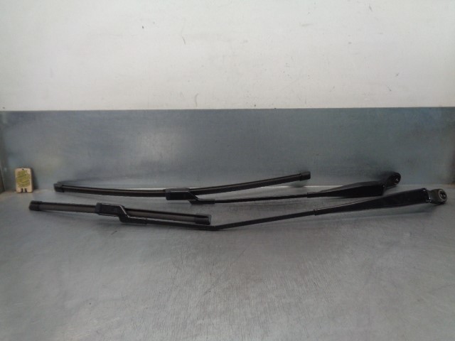 CITROËN C3 2 generation (2009-2016) Front Wiper Arms 9673291980, 9673292080 19907140