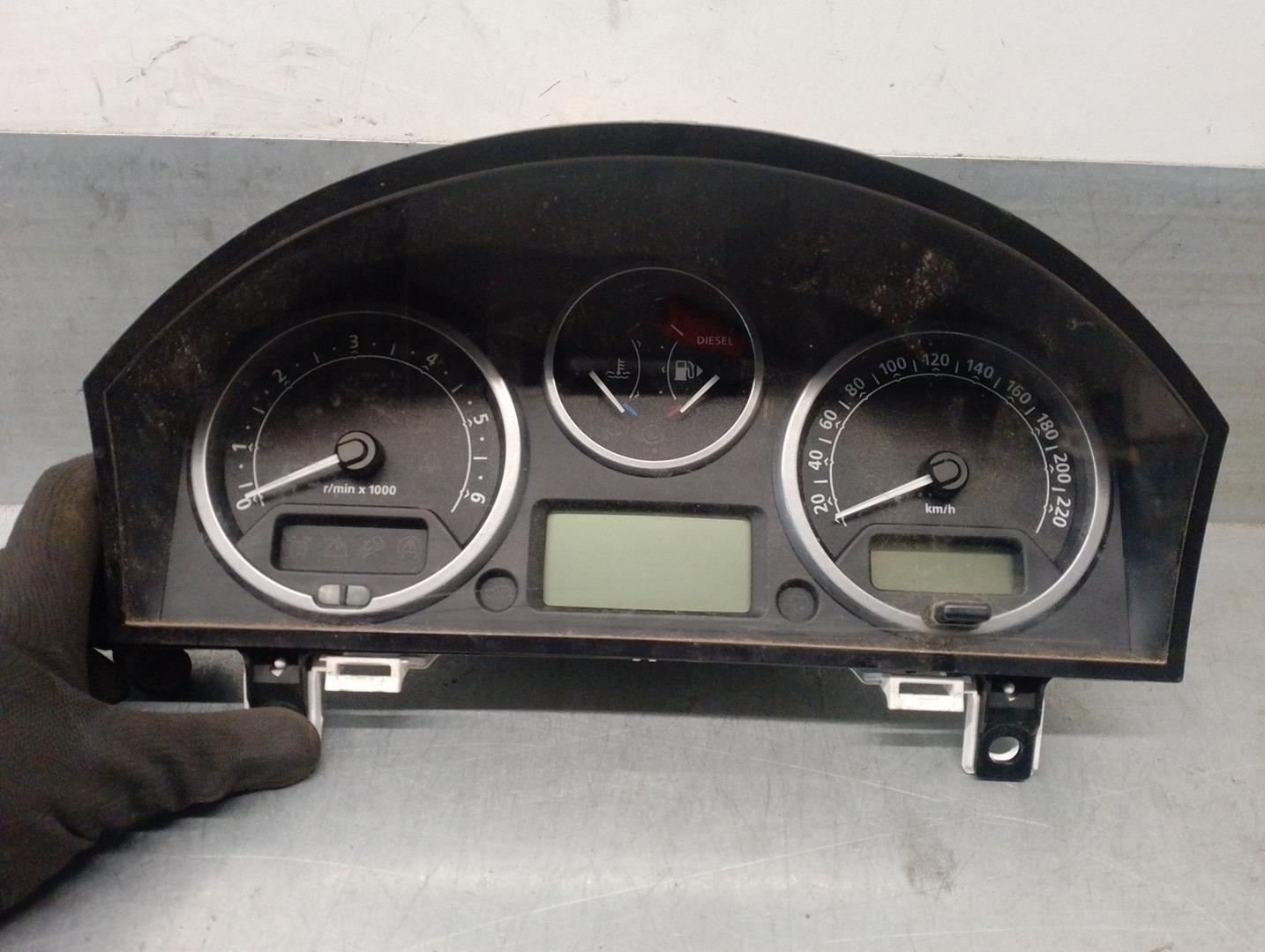 LAND ROVER Discovery 3 generation (2004-2009) Speedometer LR0019001, YAC50047 24218304