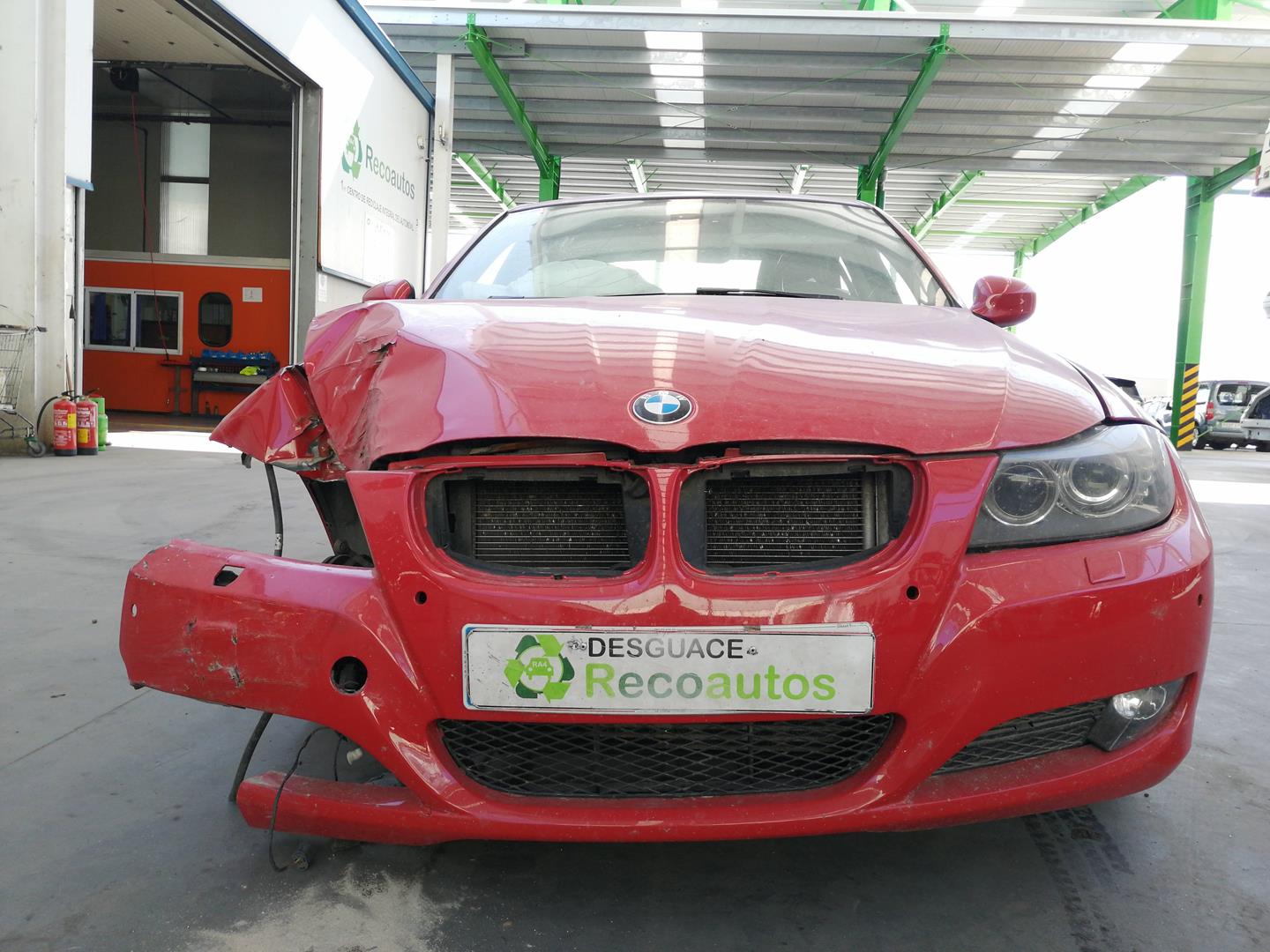 BMW 3 Series E90/E91/E92/E93 (2004-2013) Front Right Bonnet Hinge 7060628, 7060627 21710076
