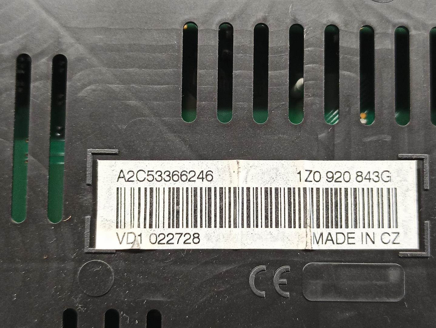 SKODA Octavia 2 generation (2004-2013) Spidometras (Prietaisų skydelis) 1Z0920843G,A2C53366246,VDO 24218464