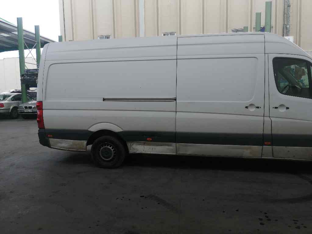 VOLKSWAGEN Crafter Carenaj aripa dreapta față *CESTA4-A, A9066841877+ 19724679