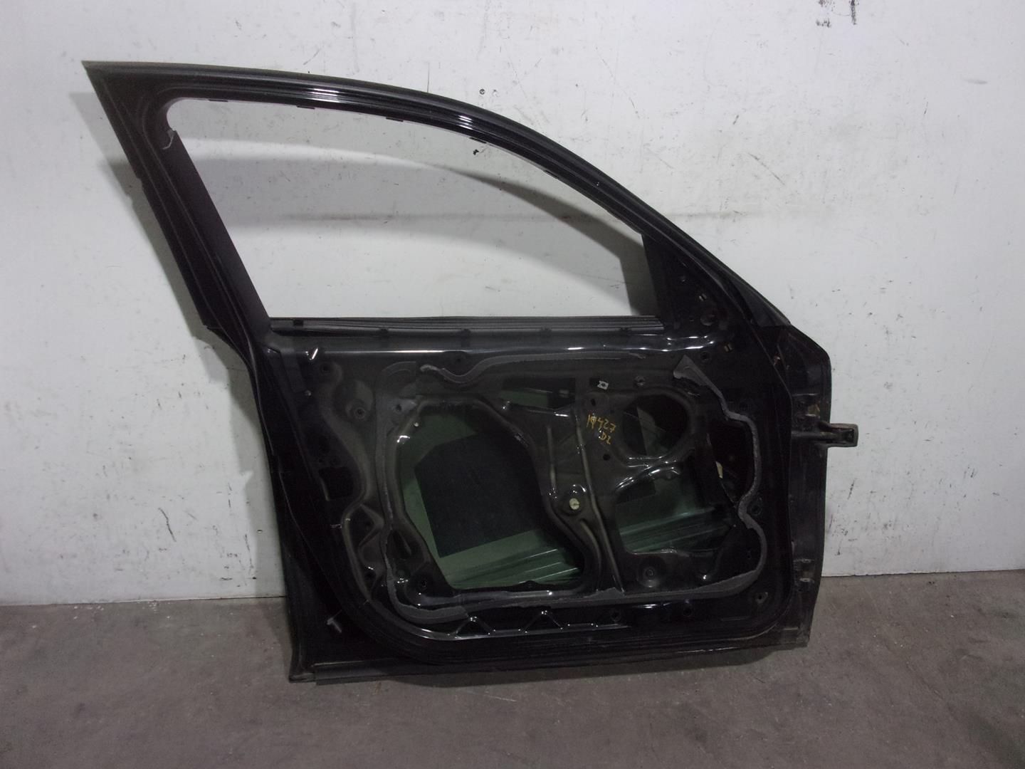 BMW 1 Series E81/E82/E87/E88 (2004-2013) Front Left Door 41515A2A381,NEGRA,5PUERTAS 24207820