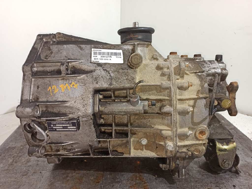 VOLKSWAGEN LT 2 generation (1996-2006) Gearbox 711614, 1033584 19731152