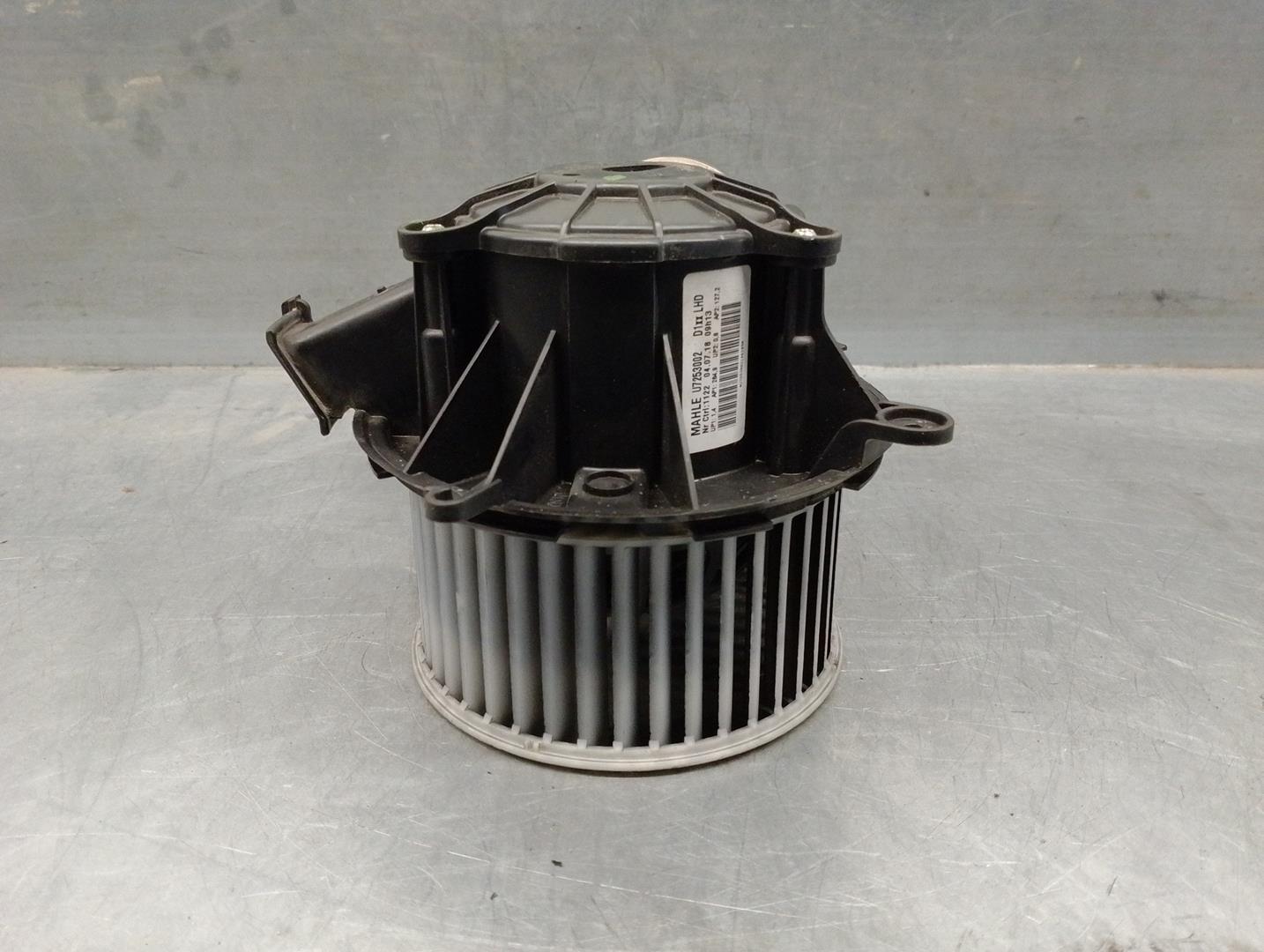 OPEL Astra J (2009-2020) Нагревательный вентиляторный моторчик салона U7253002, 25020140, MAHLE 23756129
