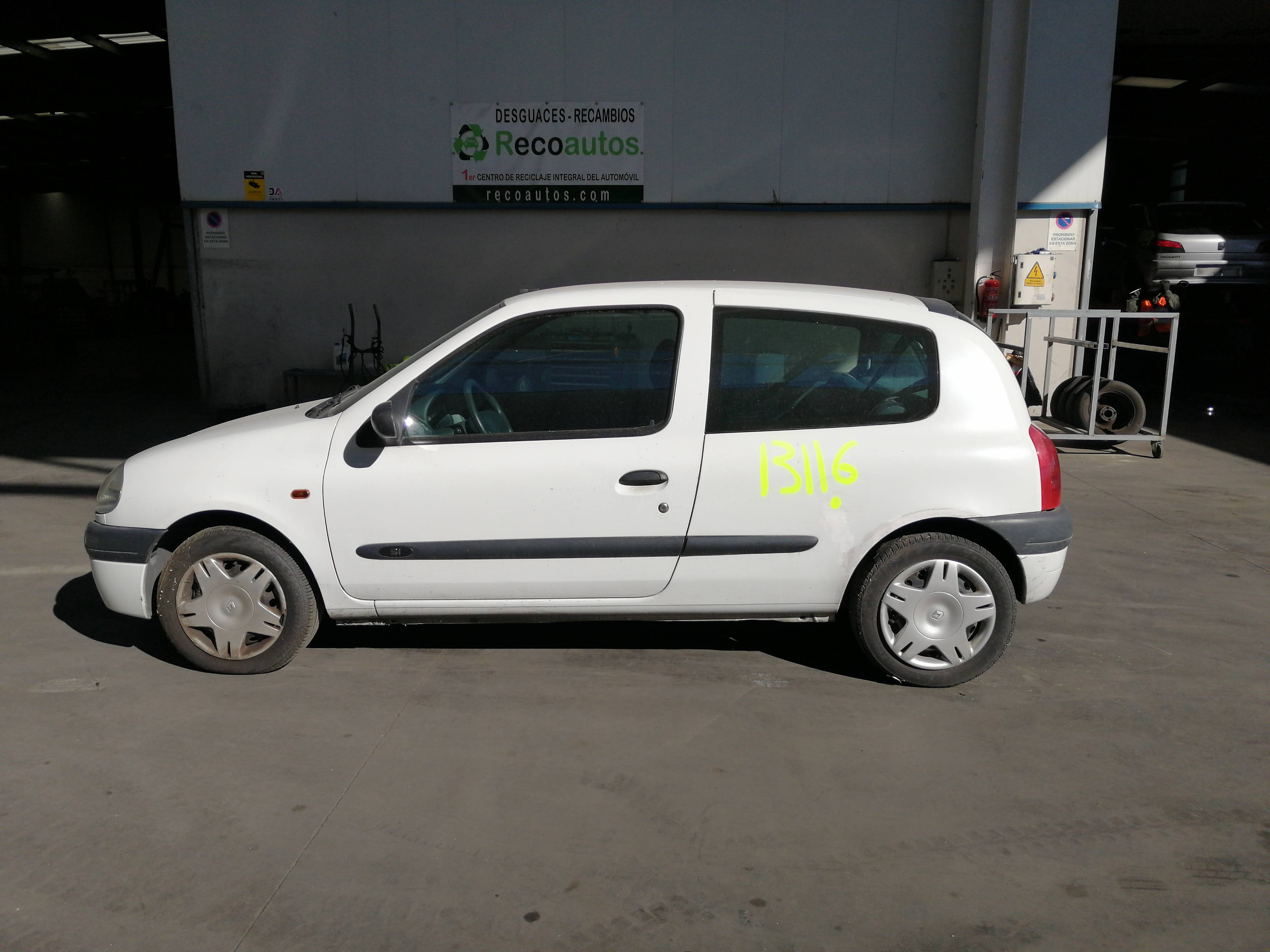 VAUXHALL Clio 2 generation (1998-2013) Охлаждающий радиатор NISSENS,NISSENS+63768A 19738676