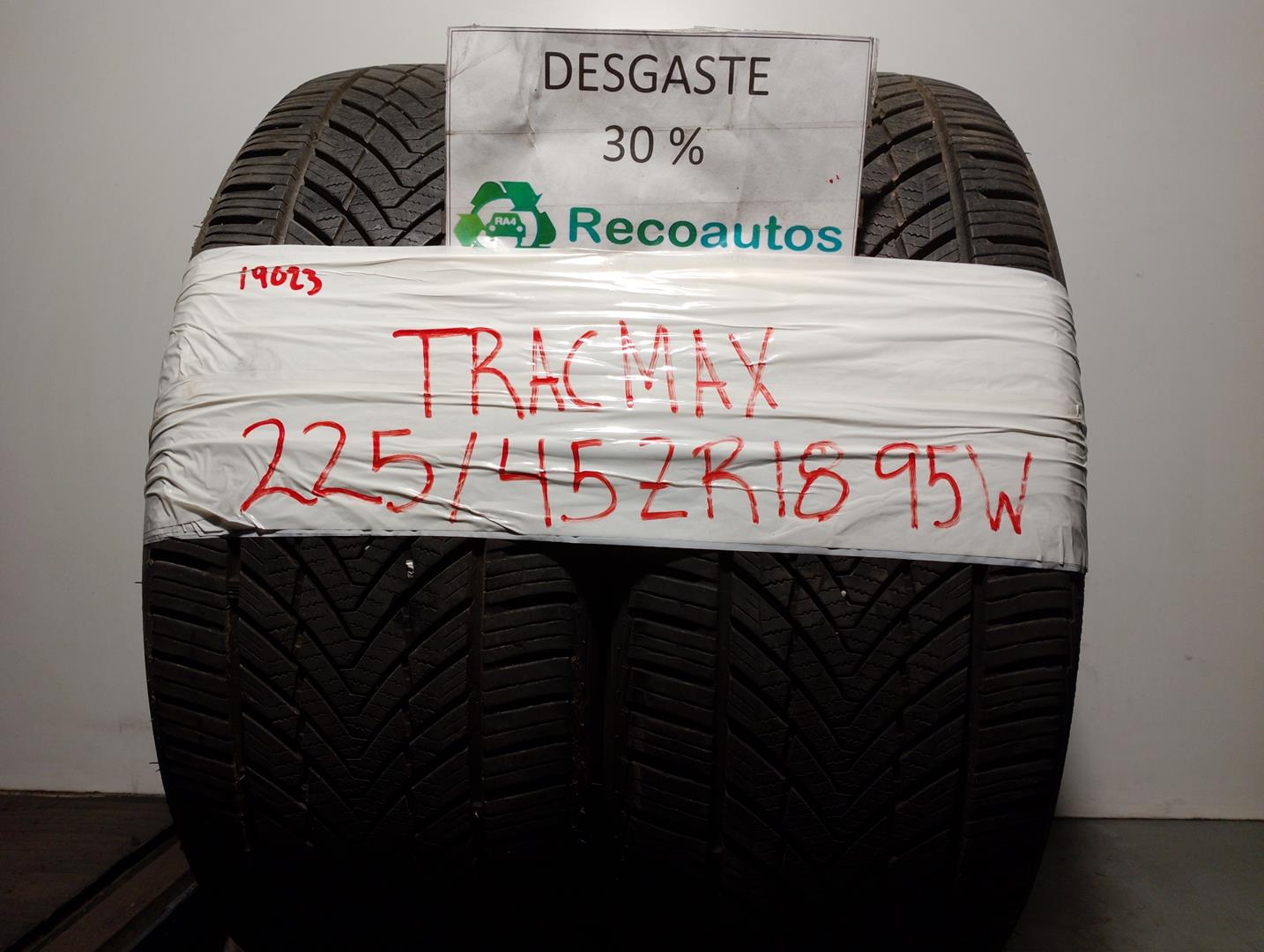OPEL Signum C (2003-2008) Tire 22545ZR1895W, TRACMAX, TRACSAVERX-PRIVILO 24159901