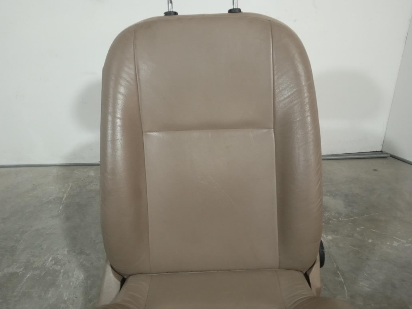 FORD Focus 1 generation (1998-2010) Front Right Seat 4485395, CUEROBEIGE, 5PUERTAS 19891938