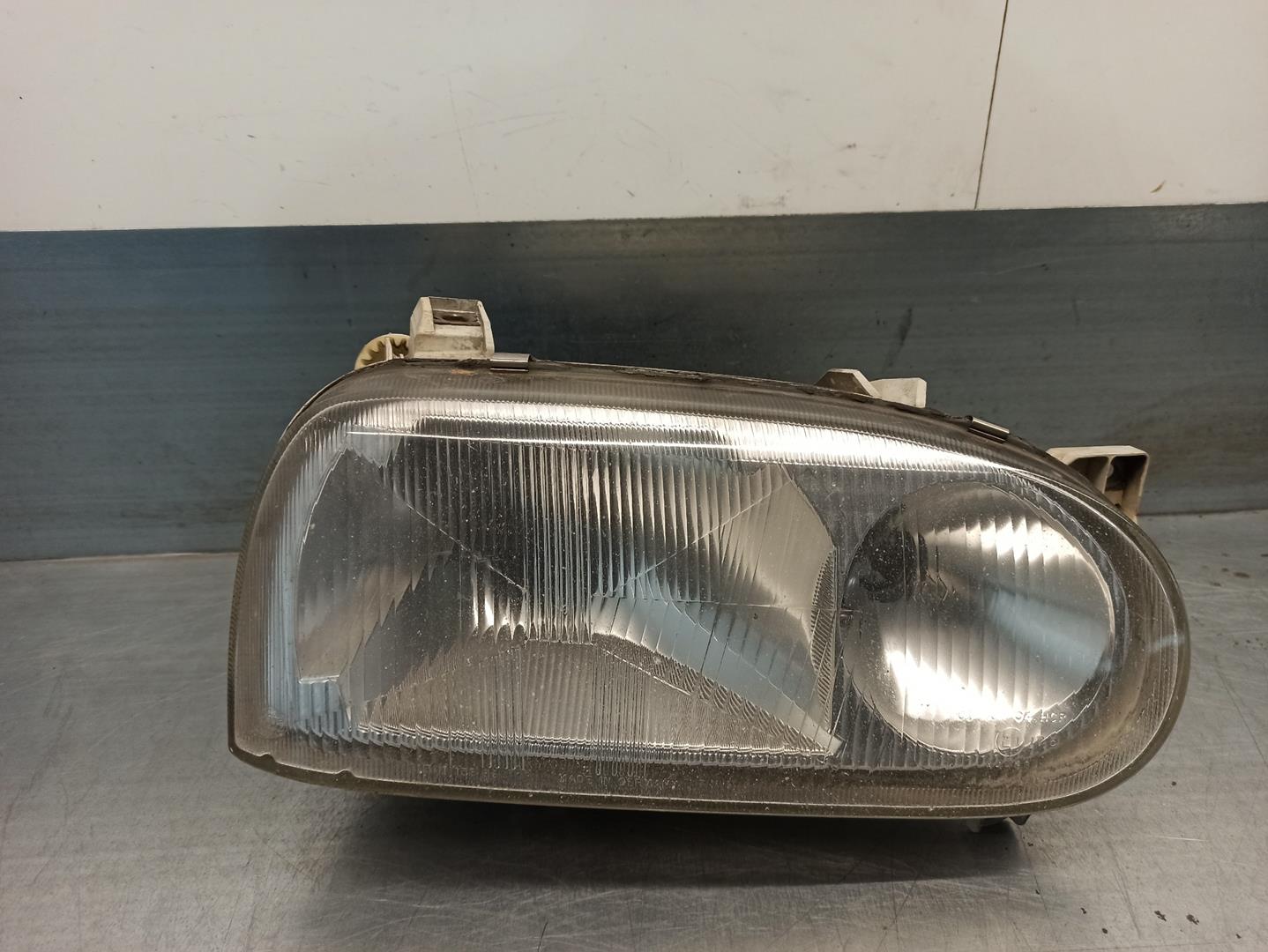 VOLKSWAGEN Golf 3 generation (1991-1998) Front Right Headlight 13917400R, 13917400R, HELLA 24210302