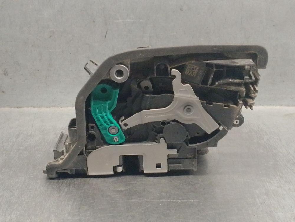Fecho da porta tras esquerda B38A15A 51227281939 de Mini Mini countryman (f60) 2016-0 136 CV con 34000 km - pieza usada