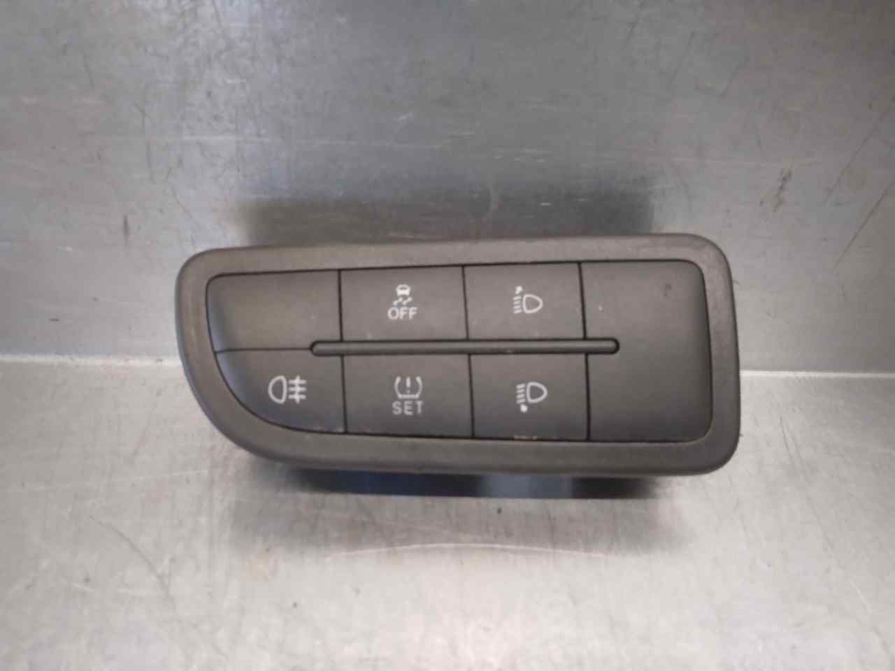 FIAT Tipo 2 generation (2015-2024) Переключатель кнопок 0735630749, 30281189 19823580