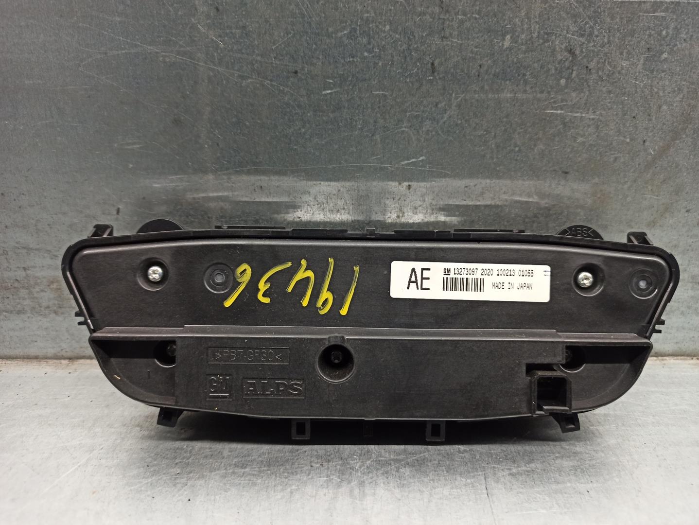 OPEL Insignia A (2008-2016) Climate  Control Unit 13273097 24211356