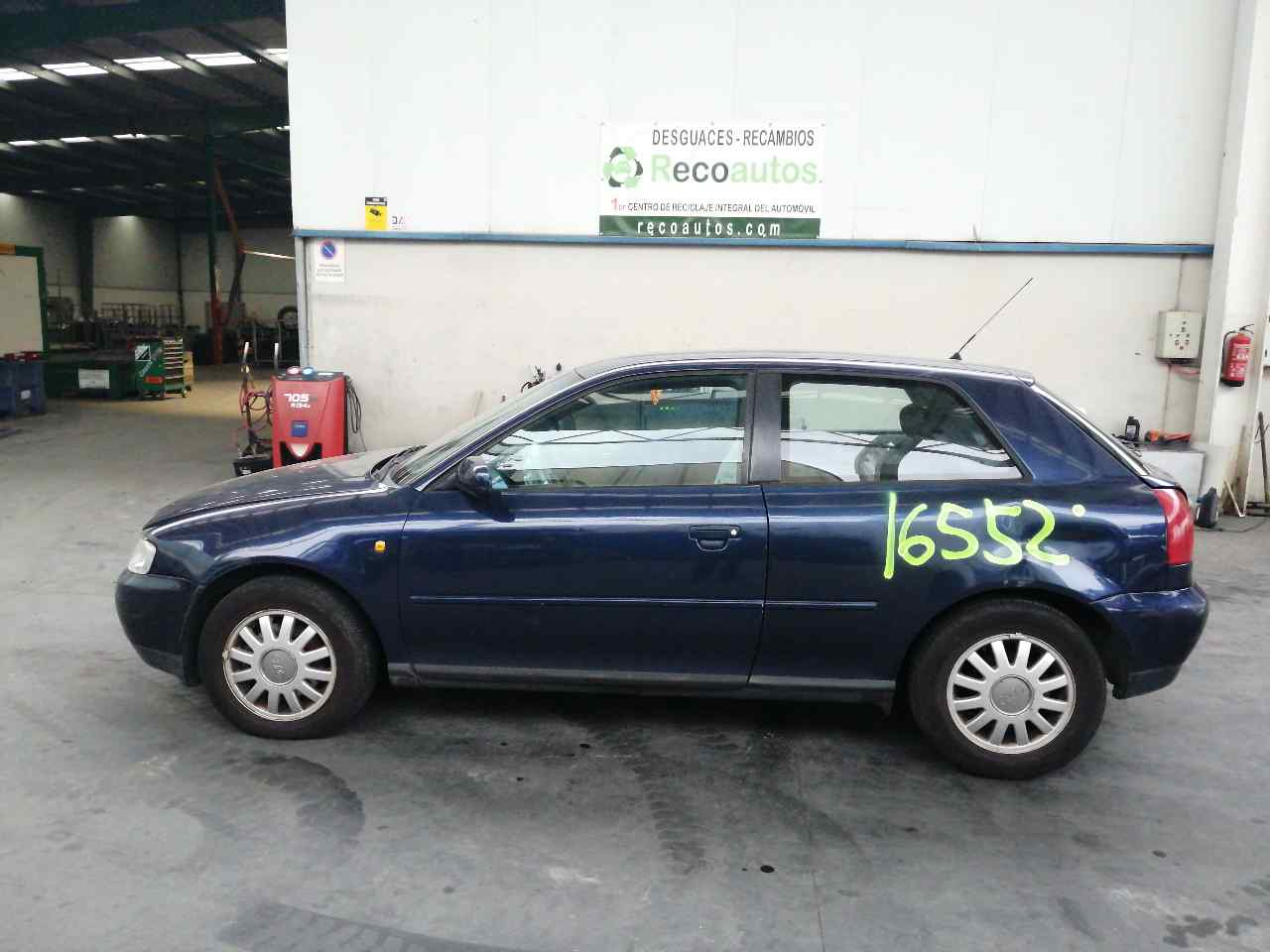 ALFA ROMEO A3 8L (1996-2003) Bal első ajtó külső fogantyúja 3PUERTAS,3PUERTAS+4A0837205D 19844861