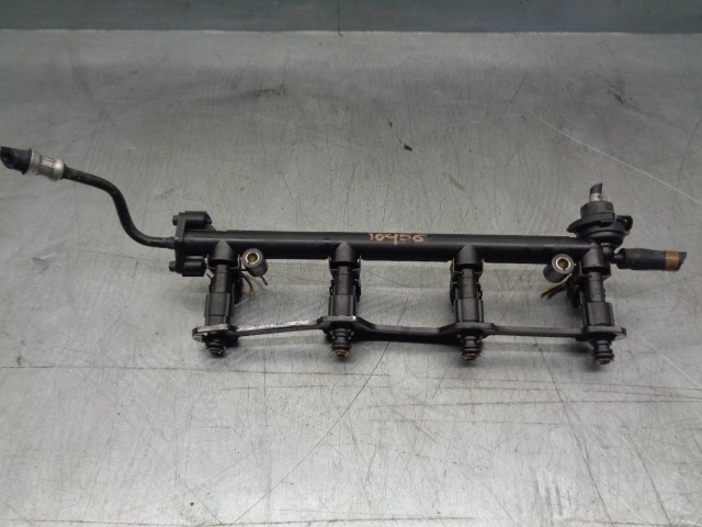 ROVER Fuel Rail 0280155884 19844896