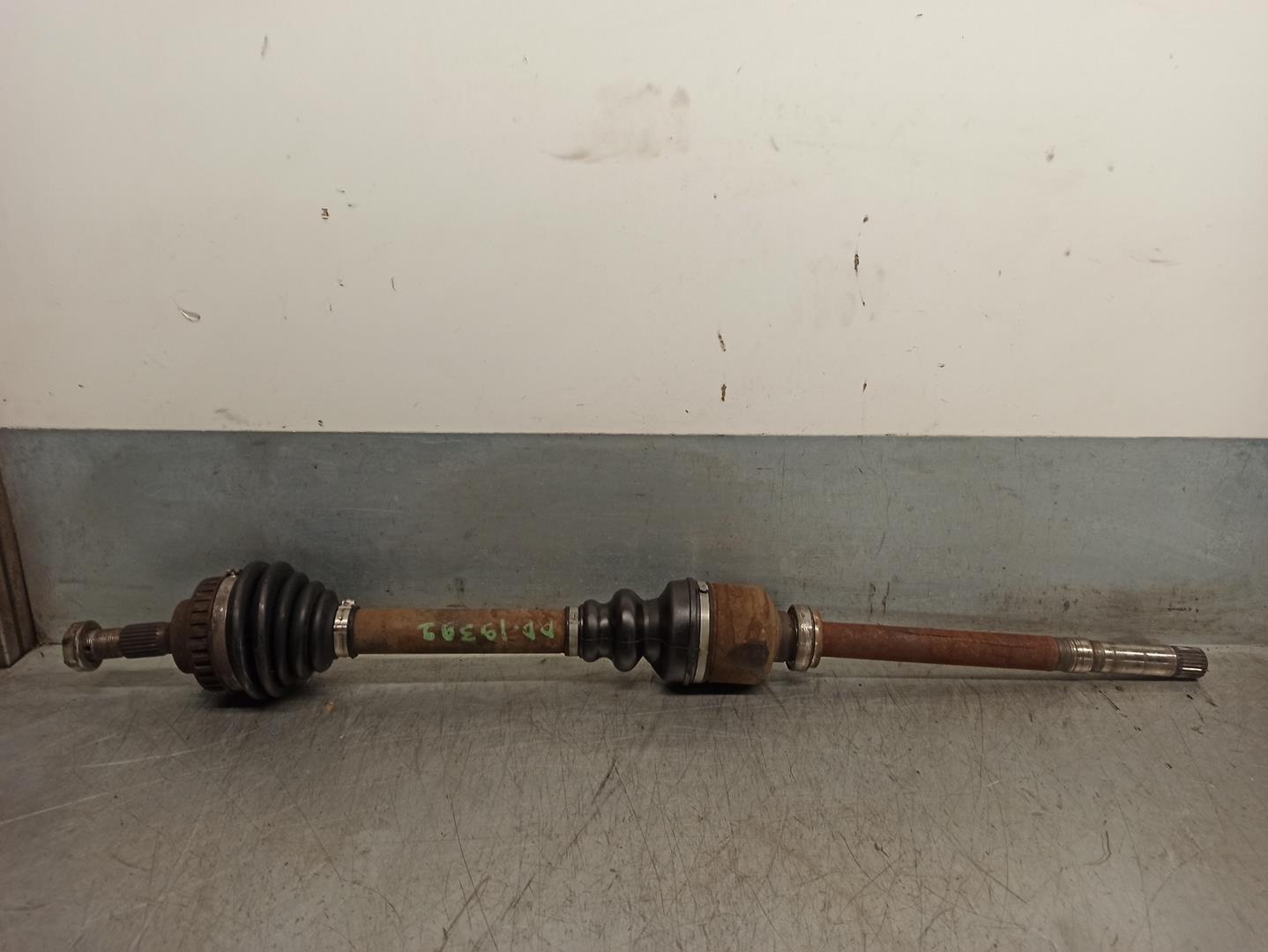 PEUGEOT 306 1 generation (1993-2002) Front Right Driveshaft 32731H 24191160